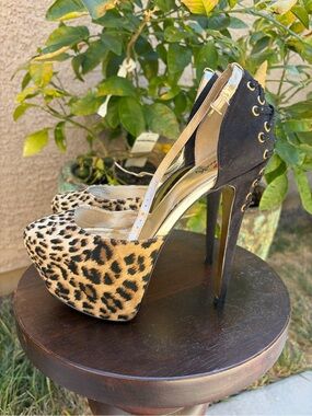 Luichiny Leopard Print Platform Heels with Black Straps